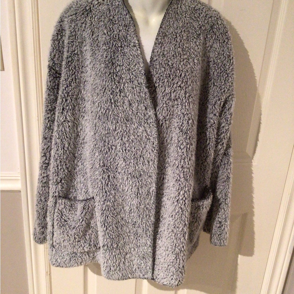 Secret Treasures Gray Fleece Cardigan